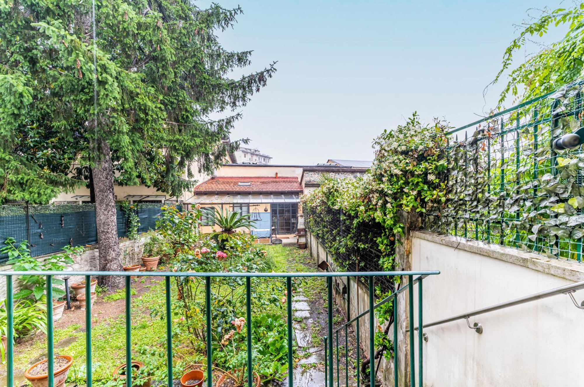 Bright Apartment With Private Garden And Balcony Florencja Zewnętrze zdjęcie